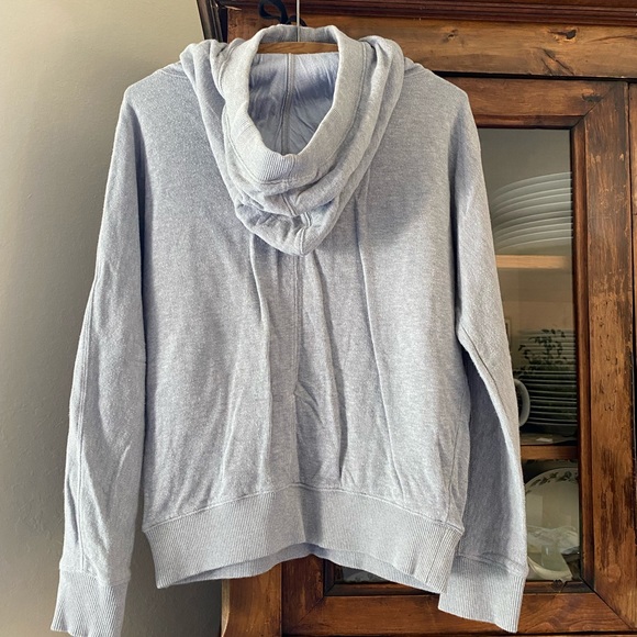 Forever 21 Contemporary Hoodie - Picture 14 of 14